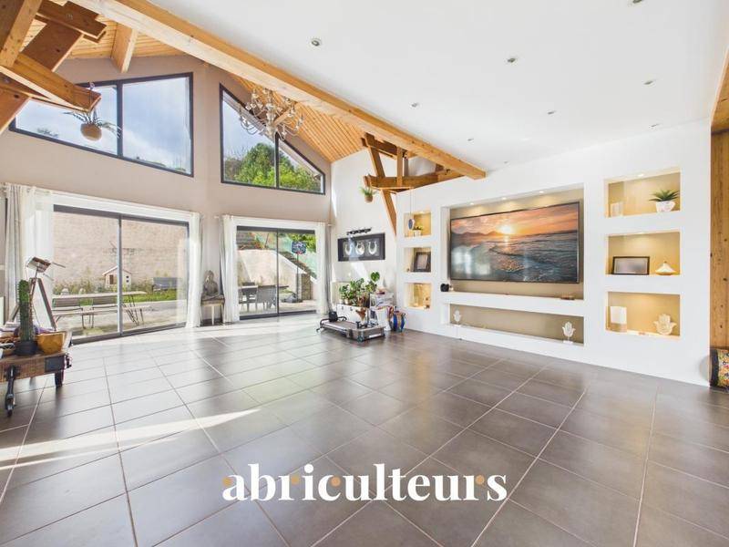 Image de l'annonce Maison d’architecte à la vente à Précy-sur-Marne,…