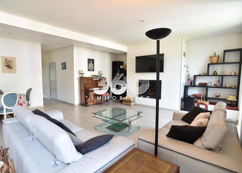 Image de l'annonce AIX-LES-BAINS Appartement T3 de 202 m² avec…