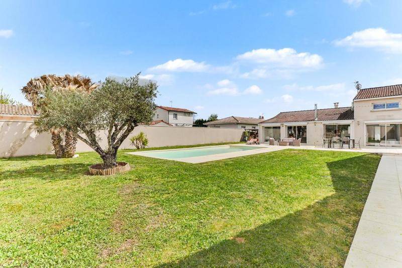 Image de l'annonce Maison Familiale T6 – 154 m² –…