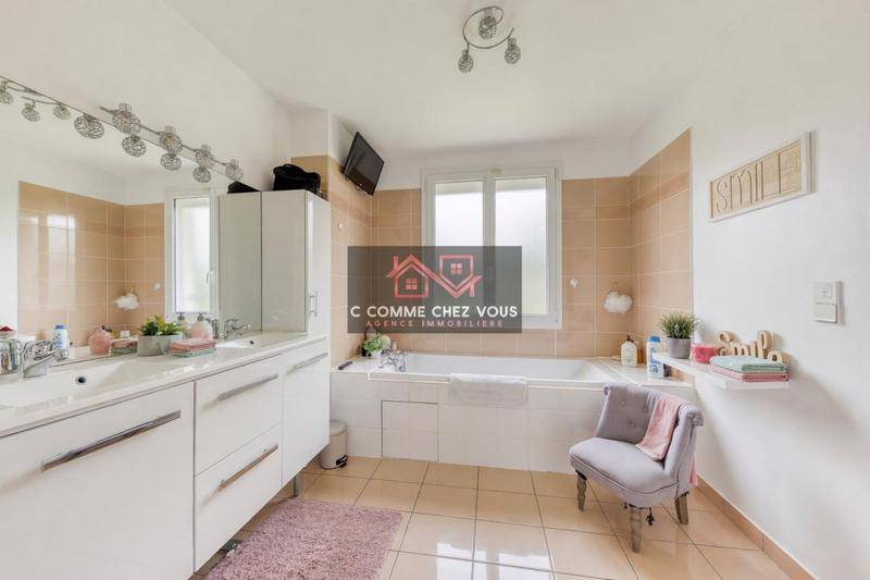 Image de l'annonce Propriété d'exception à Ozoir-la-Ferrière Domaine recherch