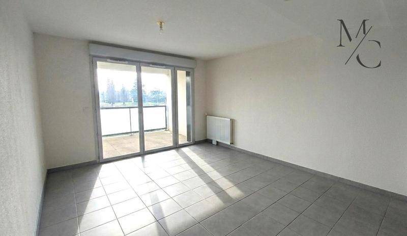 Image de l'annonce T3 TRAVERSANT - TERRASSE ET PARKING -…