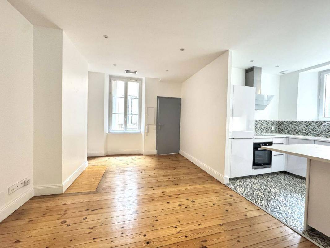 Image de l'annonce À vendre - Appartement T3 57m2 quartier…
