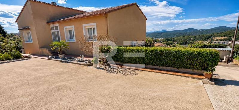Image de l'annonce Maison de 134 m², sur un terrain…