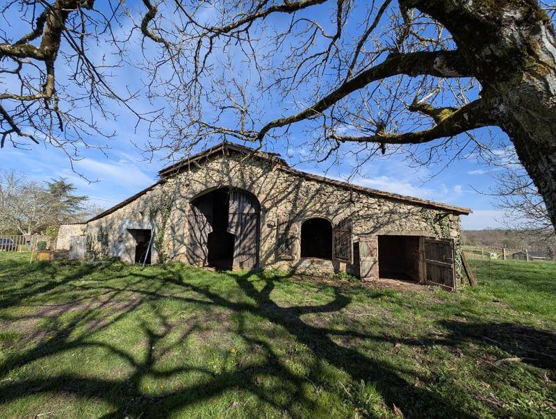 Image de l'annonce DAIGNAC Sur 2000m² Maison en pierre de…