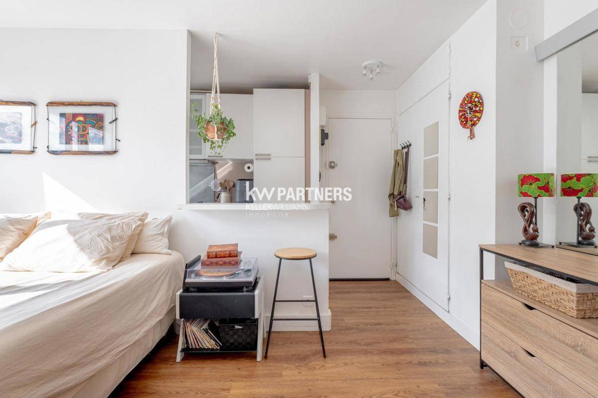 Image de l'annonce Beau studio 28m2 dernier étage Boulogne-Billancourt