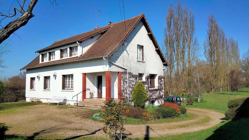 Image de l'annonce Maison 7 chambre(s) à vendre