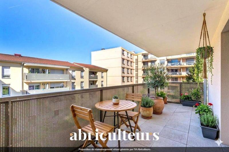 Image de l'annonce Appartement spacieux avec grand balcon,en vente à…