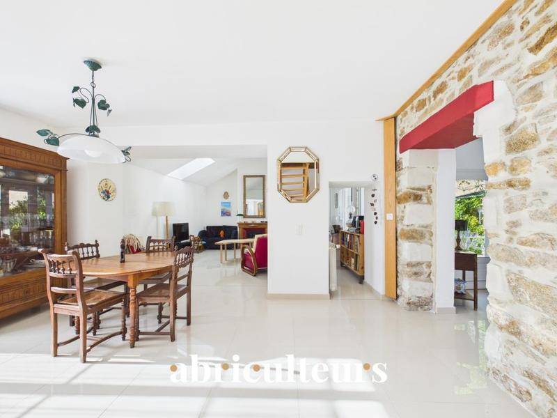 Image de l'annonce Maison familliale - 5 chambres et 1…