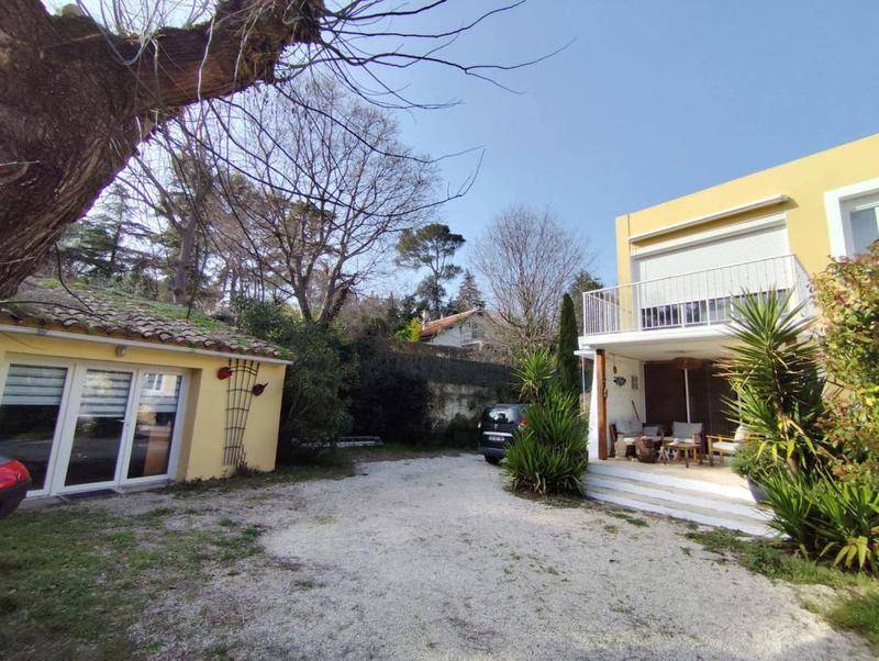 Image de l'annonce Maison familiale de 144m² avec piscine et…