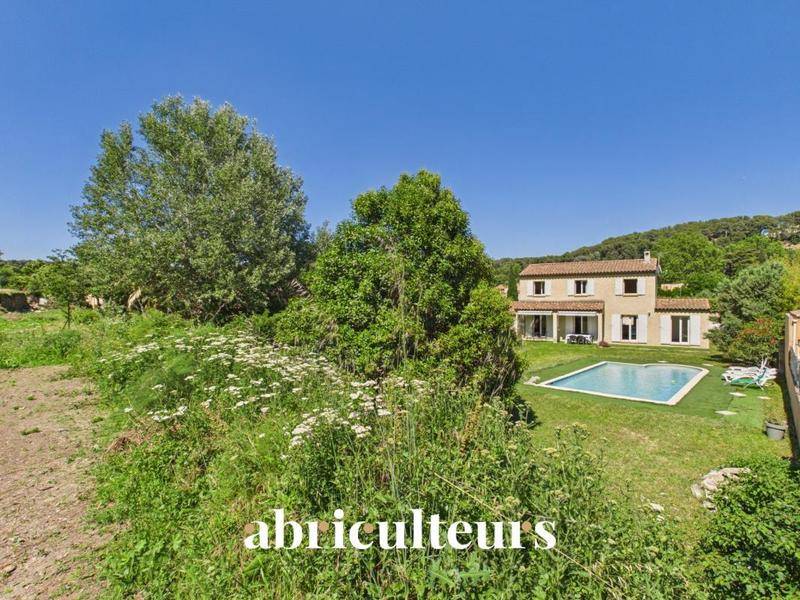 Image de l'annonce Maison familiale 5 chambres avec piscine sur…