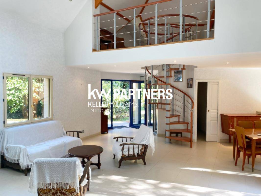 Image de l'annonce VENTE d'une maison F4 (100 m²) à…