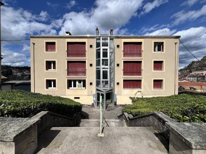 Image de l'annonce F3 au dernier étage