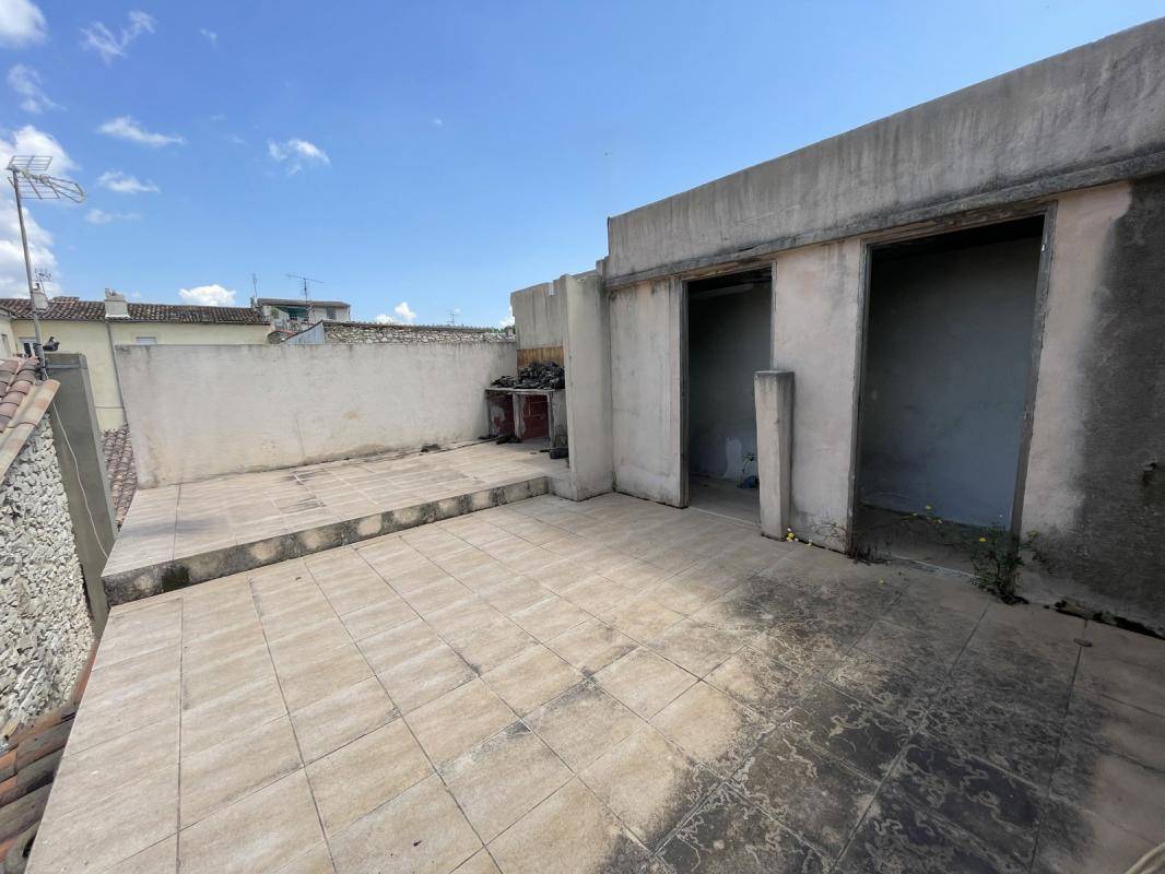 Image de l'annonce APPARTEMENT A RENOVER AVEC TERRASSE DE 35…