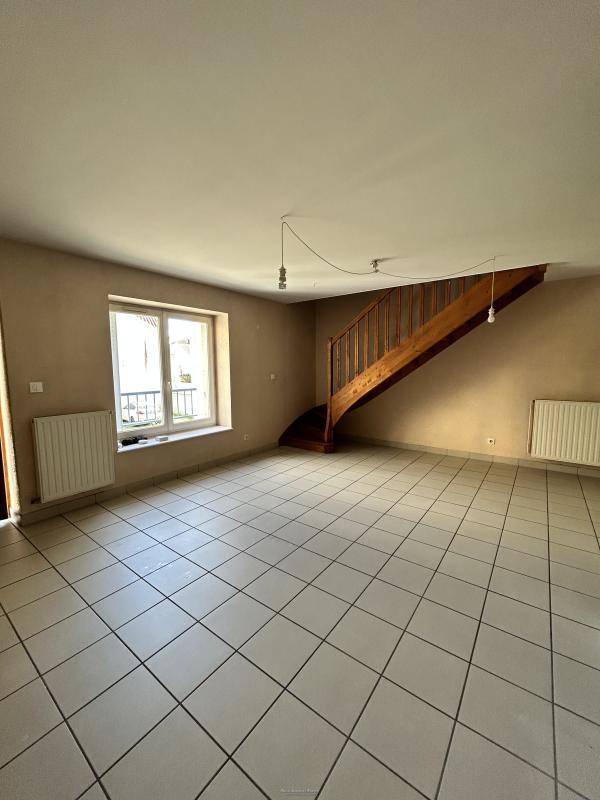 Image de l'annonce F3 avec garage - 77.13m² - Rue…