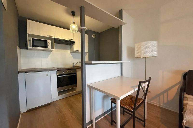 Image de l'annonce T2 avec terrasse et parking, résidence avec…