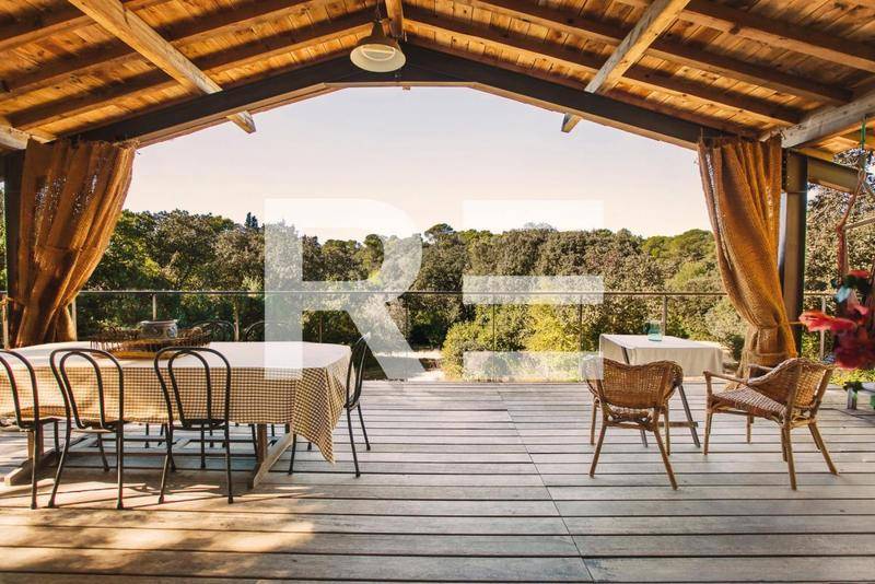 Image de l'annonce Maison d'architecte pleine nature à AUBAIS