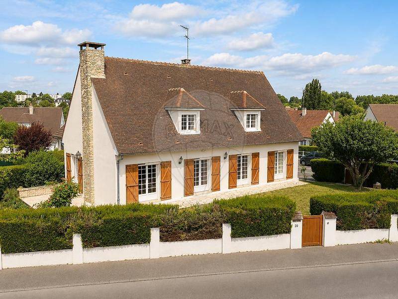 Image de l'annonce Maison 6 chambre(s) à vendre