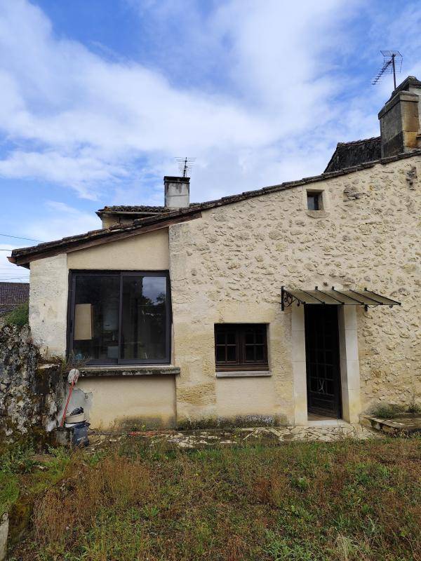 Image de l'annonce Targon maison pierres 55m² à rénover, parcelle…