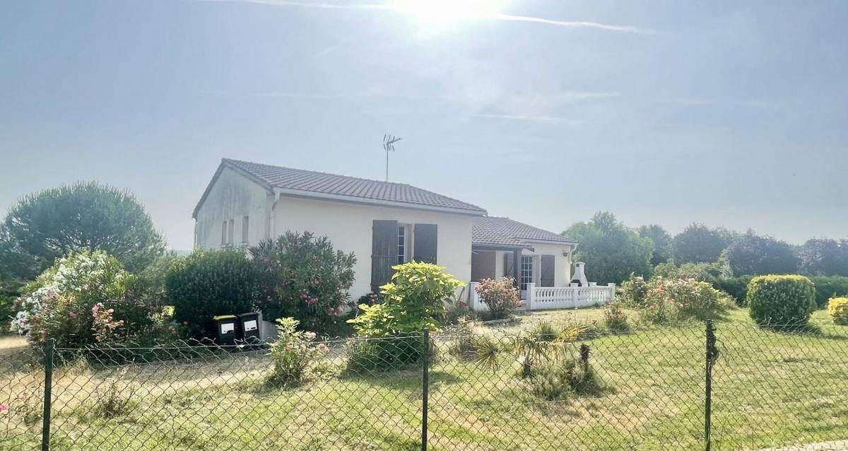 Image de l'annonce À VENDRE – Maison familiale T4 115…