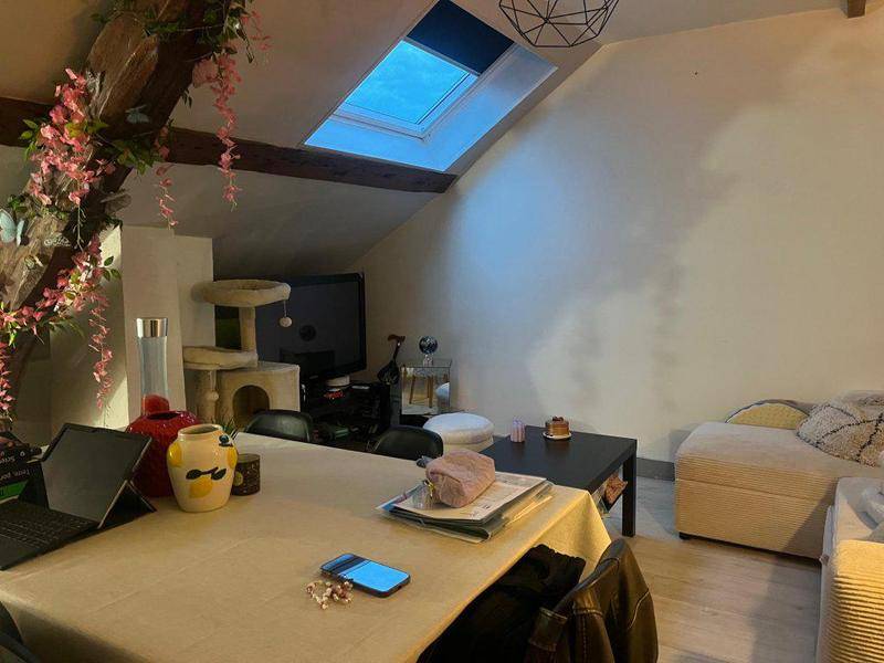 Image de l'annonce A louer, F2 entre la place du…