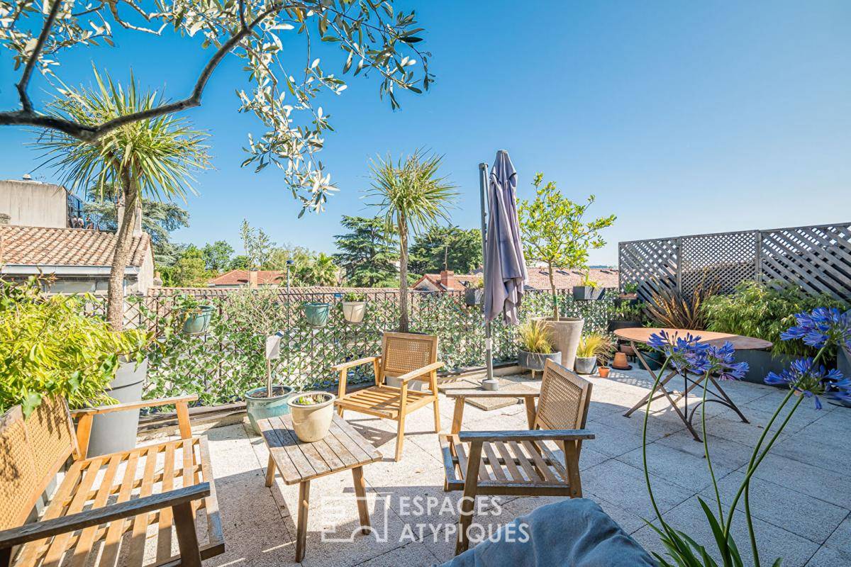 Image de l'annonce Terrasse, lumière et confort moderne aux Chartrons