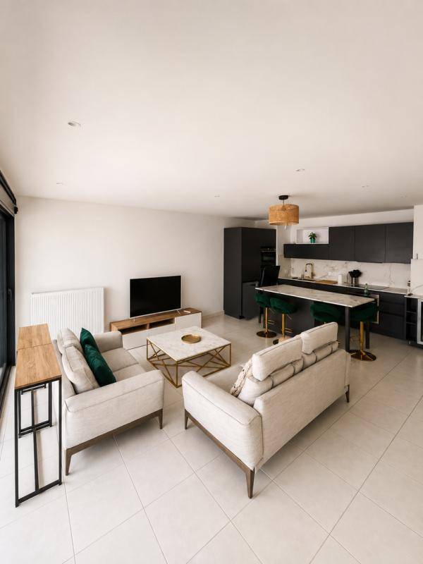 Image de l'annonce T4 meublé · 90.66 m² · Bordeaux