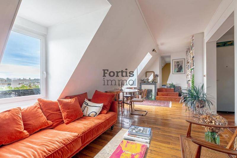 Image de l'annonce PARIS 10 - 2 PIÈCES, DERNIER ETAGE,…