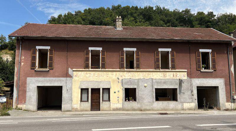 Image de l'annonce Maison de bourg de 7 pièces principales