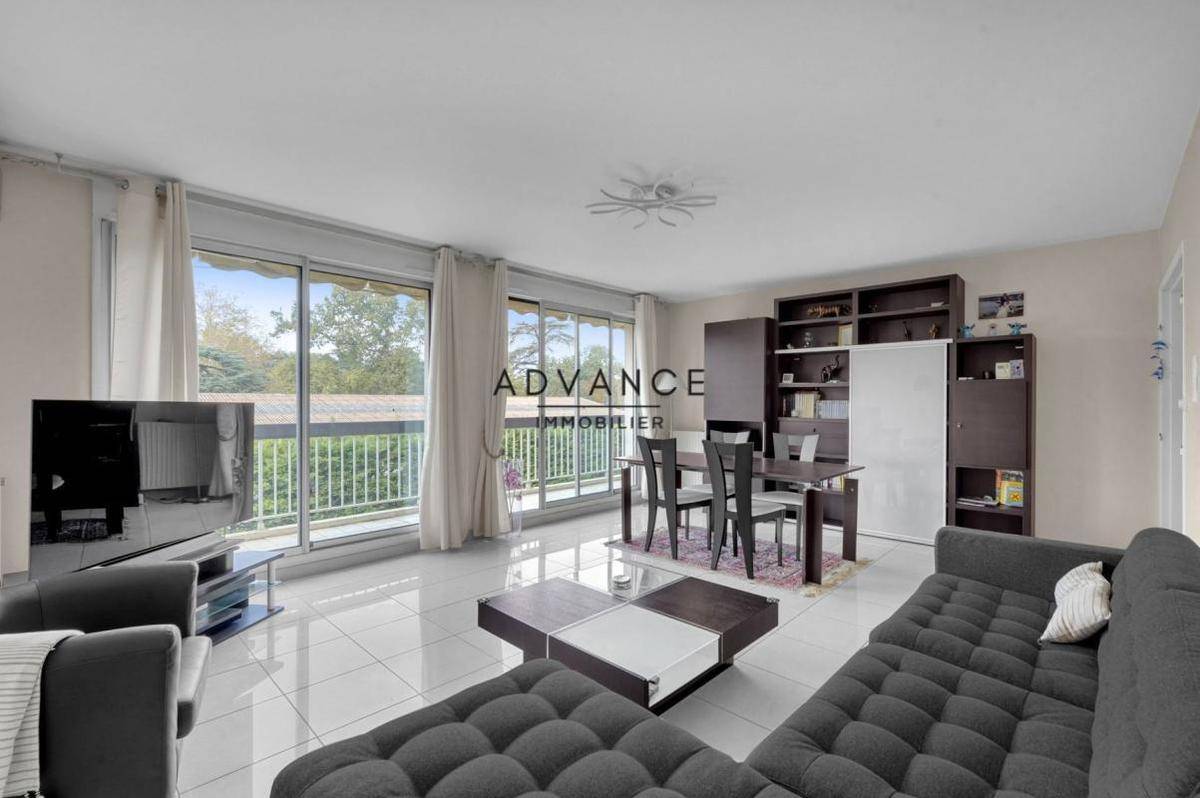 Image de l'annonce COTE PAVEE - Appartement T5 d'environ 100m²…