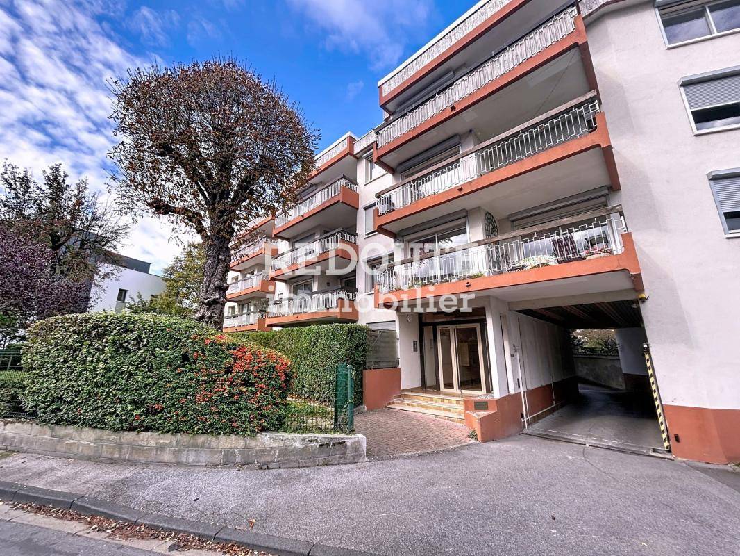 Image de l'annonce A VENDRE-REIMS- CLAIRMARAIS APPARTEMENT T3 BALCON PARKING