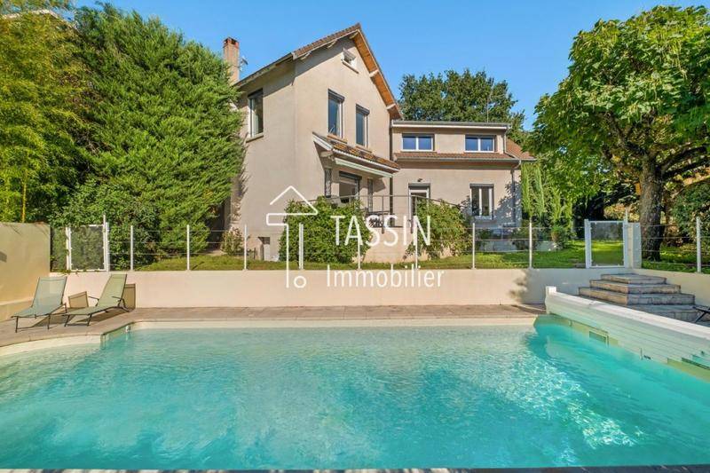 Image de l'annonce Francheville - maison ancienne avec piscine et…