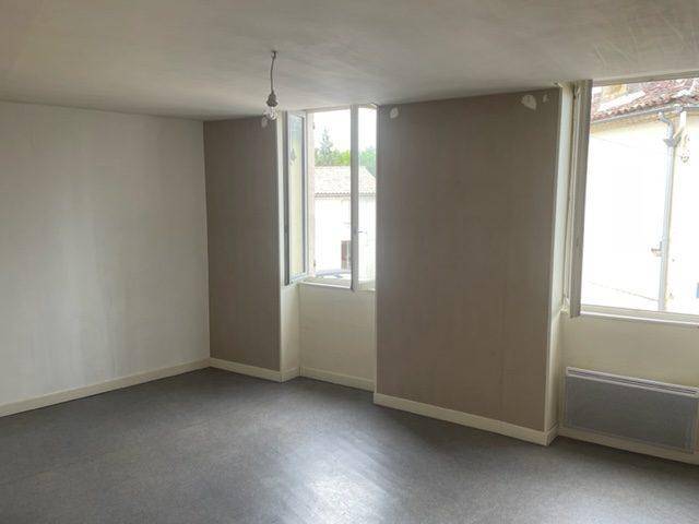 Image de l'annonce APPARTEMENT TRIPLEX T3 A LOUER A VILLANDRAUT