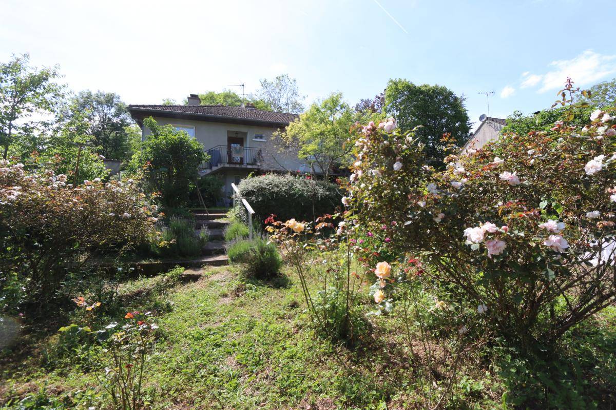 Image de l'annonce bungalow de 1972 avec un grand jardin…