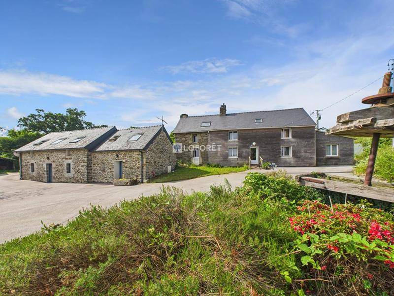 Image de l'annonce Maison Plonevez Du Faou 12 pièce(s) 342…