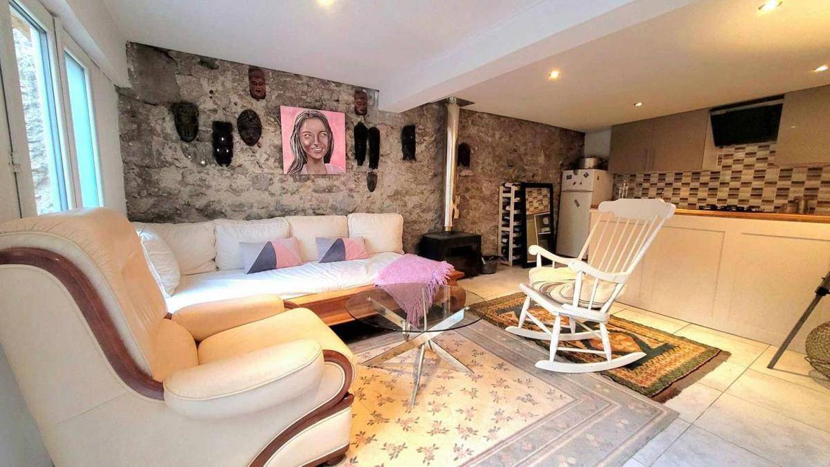 Image de l'annonce Maison T6 (113 m²) en vente à…