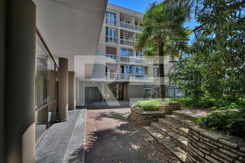 Image de l'annonce Trois-pièces traversant de 69m² avec garage, cave…