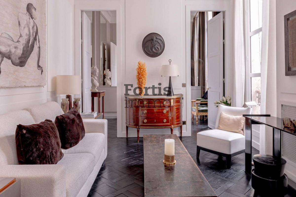 Image de l'annonce Paris 1er - SAINT-HONORE - Luxe à…
