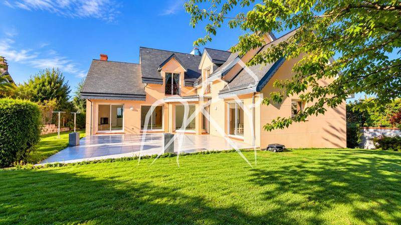 Image de l'annonce Maison d'architecte | 5 chambres | 225…