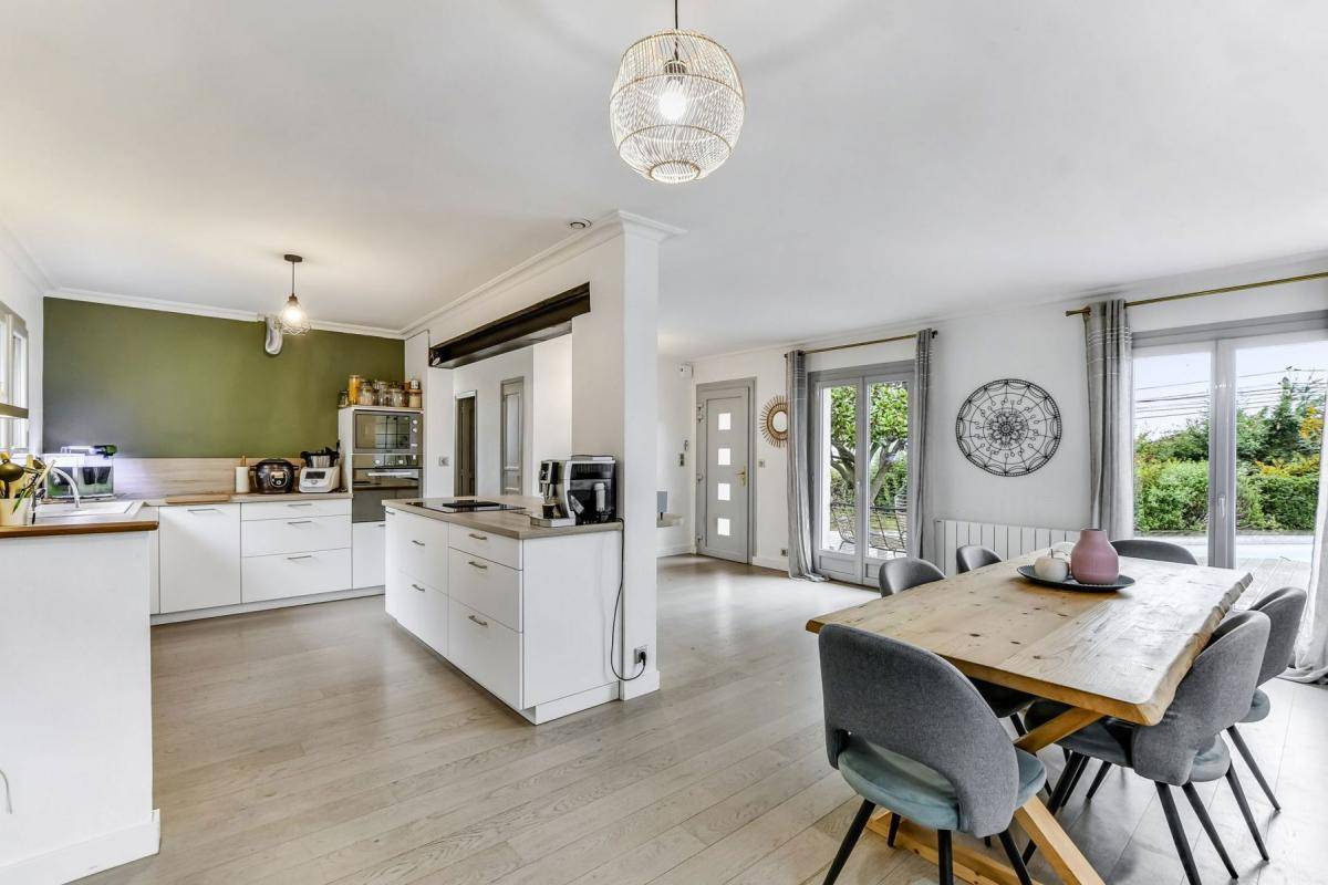 Image de l'annonce VENTE : maison de 6 pièces (135…