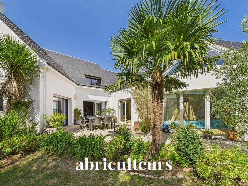 Image de l'annonce Très belle propriété 257m2 - Piscine intérieure…