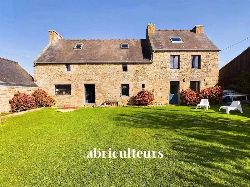 Image de l'annonce Belle demeure en pierre de 196 m²…