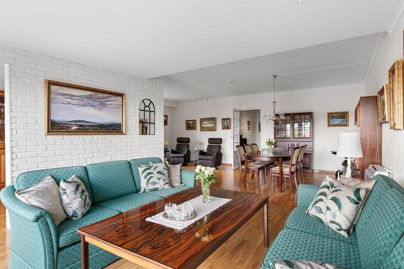 Image de l'annonce Superbe 2 pieces idealement situé, grand balcon…