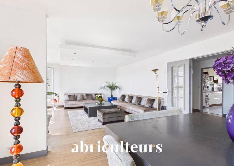 Image de l'annonce Appartement familial - Dernier étage -- 6…