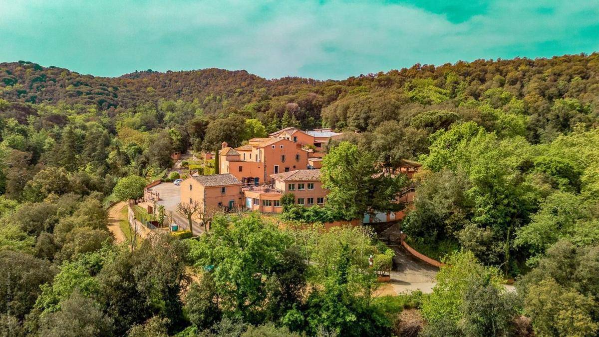 Image de l'annonce Domaine de Prestige (4.466 m²) à Vallgorguina…