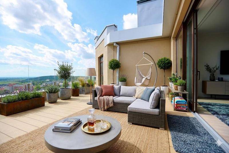 Image de l'annonce ÉTAGE ÉLEVÉ AVEC GRAND BALCON, DRESSING &…