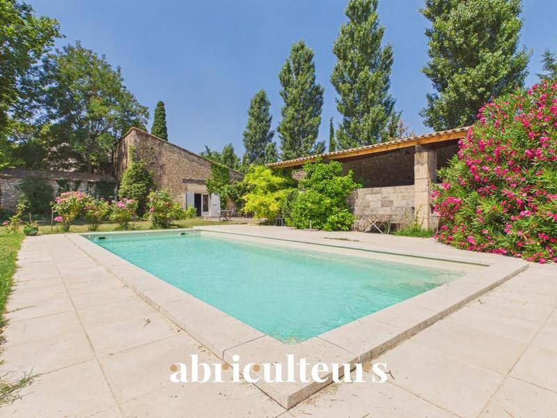 Image de l'annonce Mas provençal de 310 m² avec piscine…