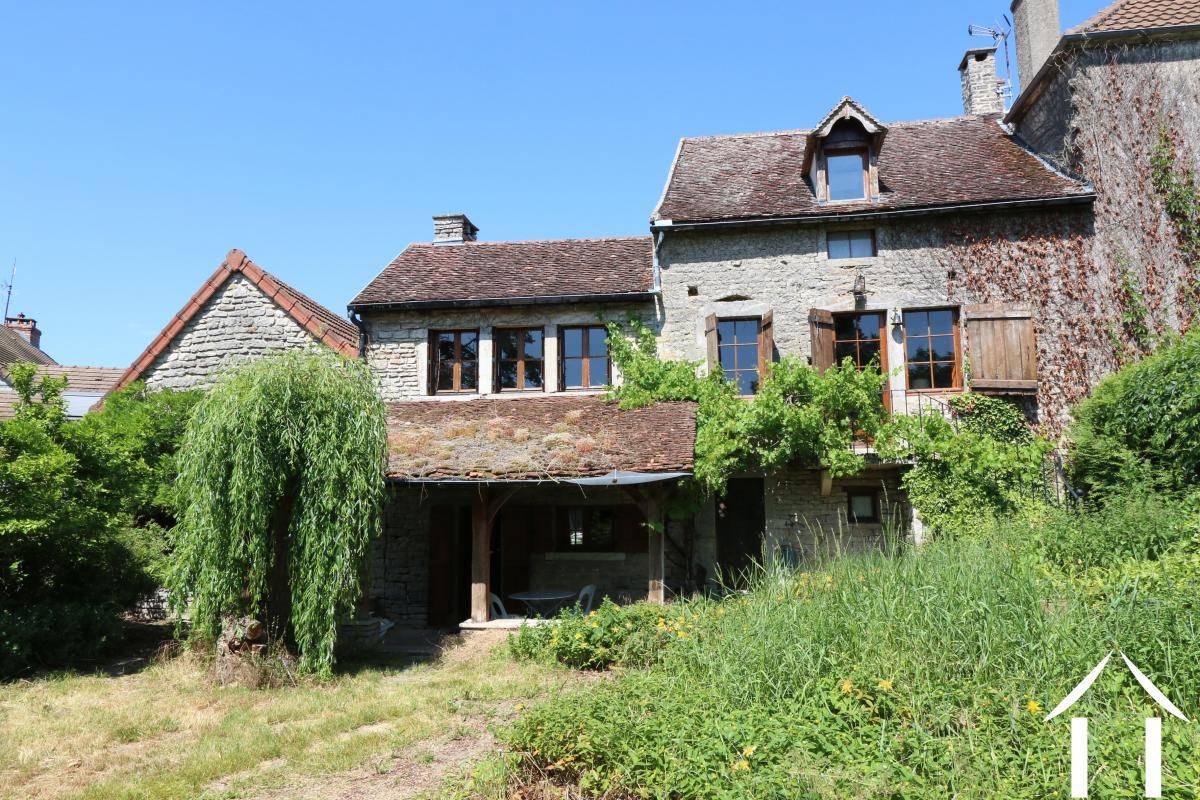 Image de l'annonce Maison en pierre de caractère dans un…