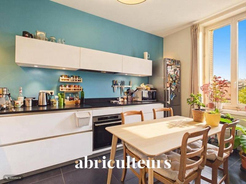 Image de l'annonce Appartement traversant lumineux en vente à Monplaisir