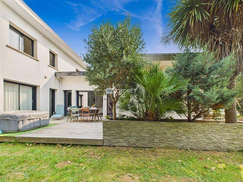 Image de l'annonce Maison contemporaine Combrit 5 pièce(s) 113 m2