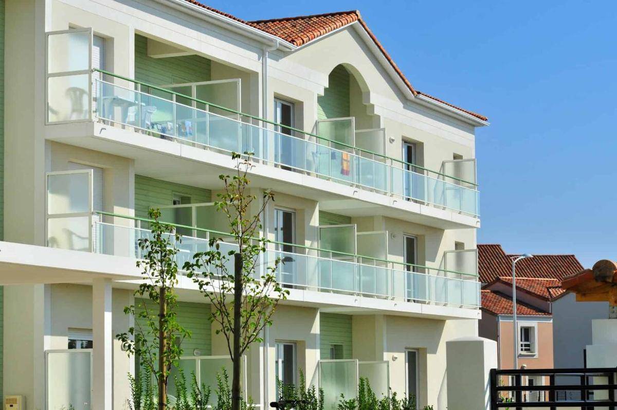 Image de l'annonce T4 meublé - terrasse + balcon -…